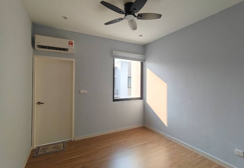 Sunway Citrine Lakehomes