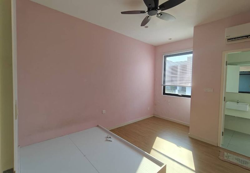 Sunway Citrine Lakehomes