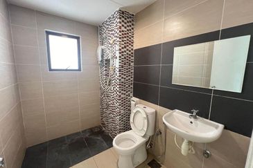 Ujana Executive Apartment