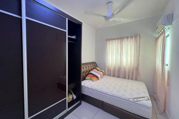 Ujana Executive Apartment