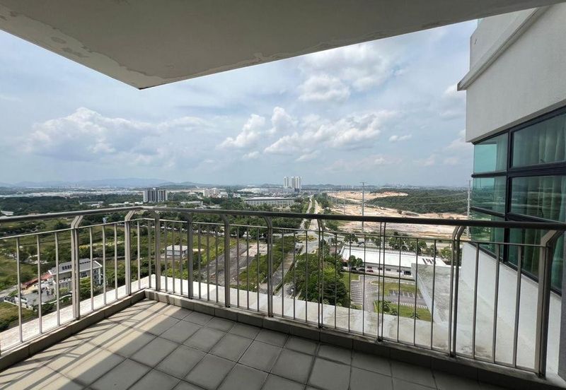 Ujana Executive Apartment