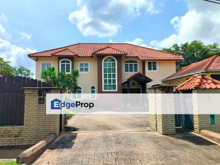 JB Town Huge Bungalow for Sale RM3.7mil Only!, Johor, Johor Bahru