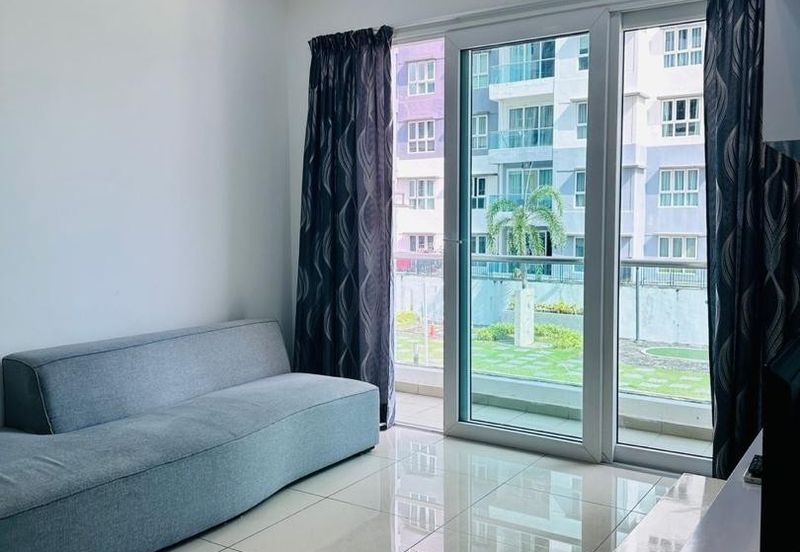 Seasons Luxury Apartments @ Amara Larkin