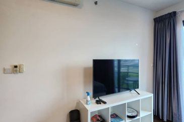 Almas Suites @ Puteri Harbour