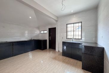 Jalan Bukit Impian 23