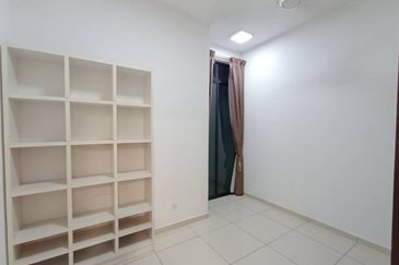 The WaterEdge Residences