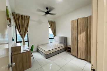 D'Summit Residences @ Kempas Utama