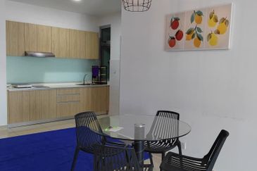 Meridin Bayvue Apartment