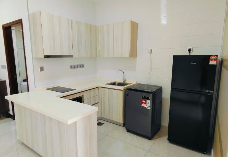 Paragon Suites @ CIQ