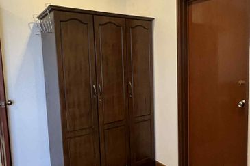 Aloha Tower Condominium