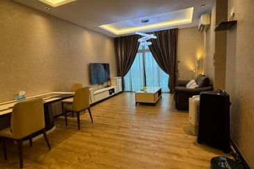 D'Summit Residences @ Kempas Utama