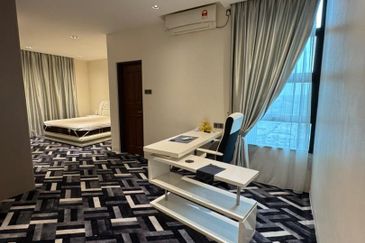 D'Summit Residences @ Kempas Utama