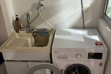 Meridin Bayvue Apartment