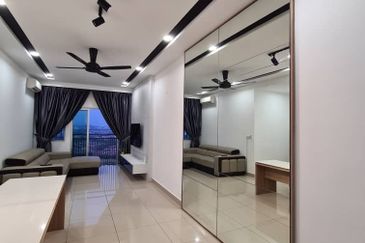 Meridin Bayvue Apartment