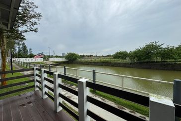 D'Lagoon, Taman Seri Austin