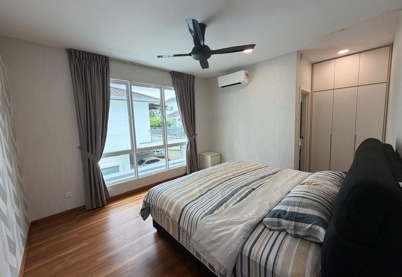 Isola Villa @ Senibong Cove