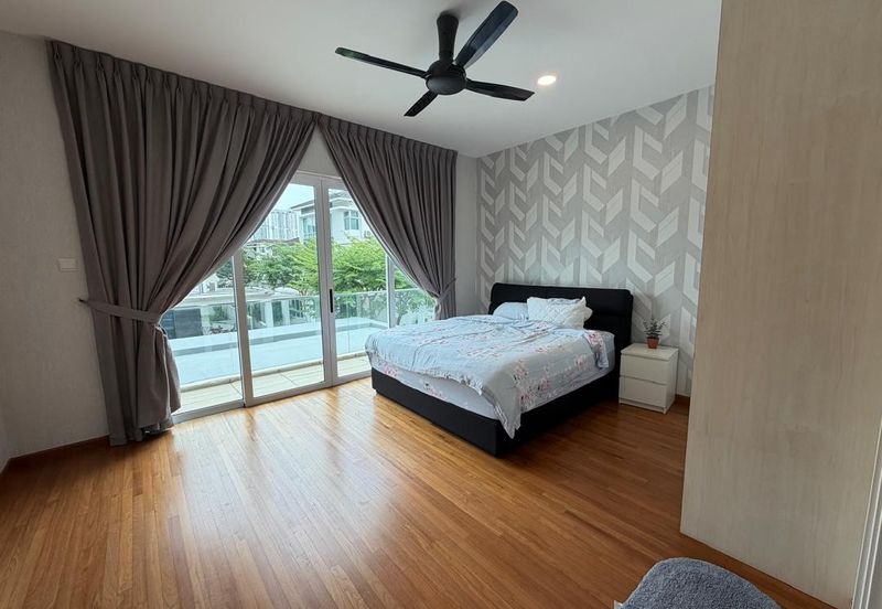 Isola Villa @ Senibong Cove