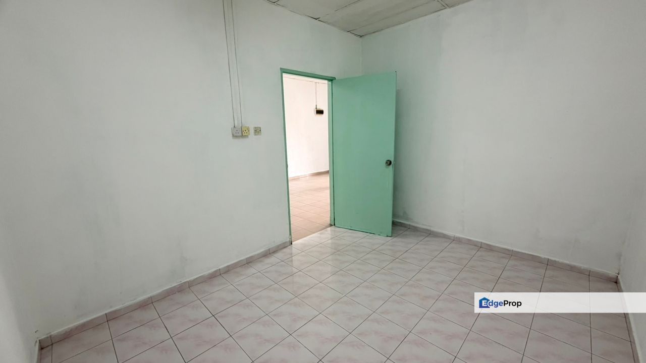 Single Storey House For Sale @ TUTA, Johor, Skudai