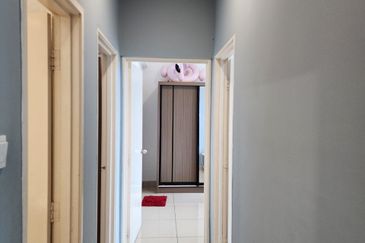 D’Summit Residences for Sale