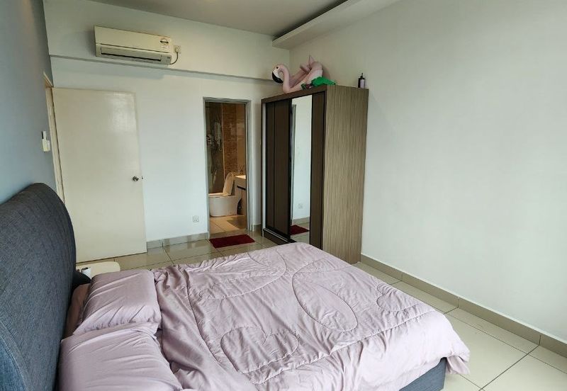 D’Summit Residences for Sale