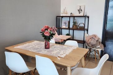 D’Summit Residences for Sale