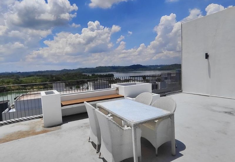 Encorp Marina Puteri Harbour