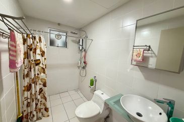 Dedaun Hijau (Greenfield Regency)