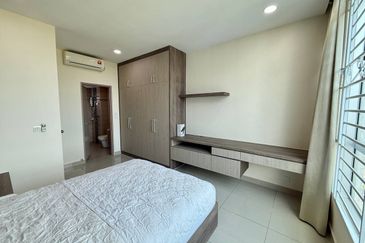 Dedaun Hijau (Greenfield Regency)