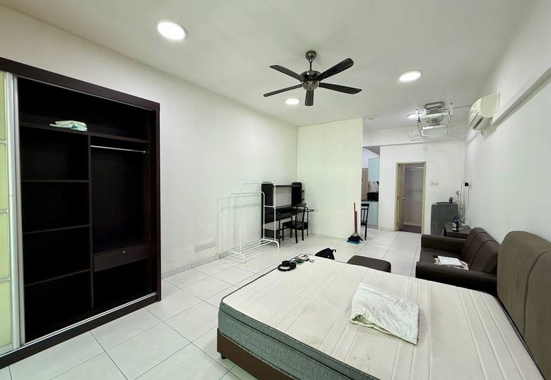 Akademik Suite @ Mount Austin