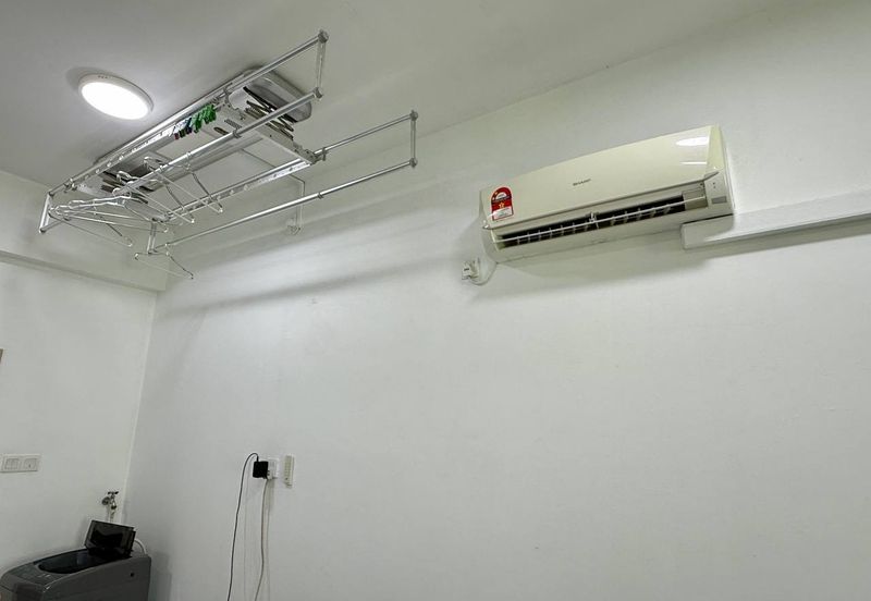 Akademik Suite @ Mount Austin