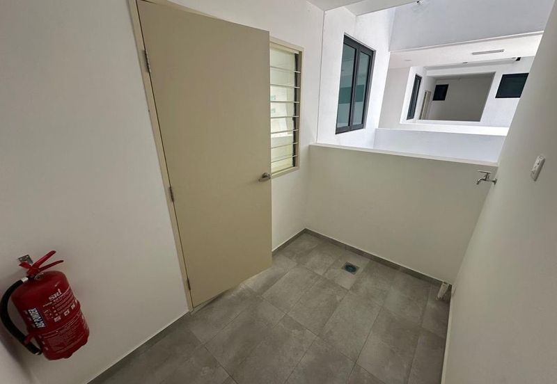 Summit Apartment Senibong Cove（Brand New Unit）