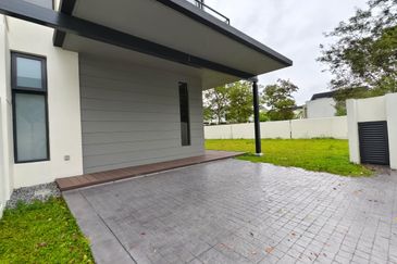 Avira Garden Terraces @ Medini