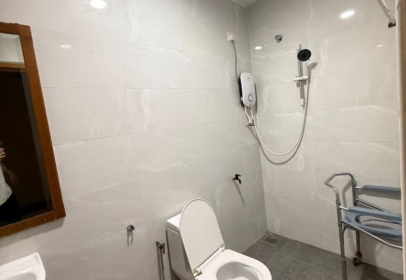 Paragon Suites Vicinity （Commercial Title）