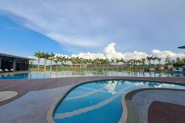 Aurora Resort Villas