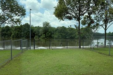 The WaterEdge Residences