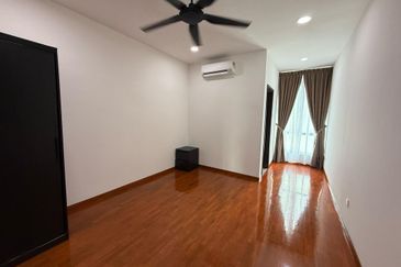 The WaterEdge Residences