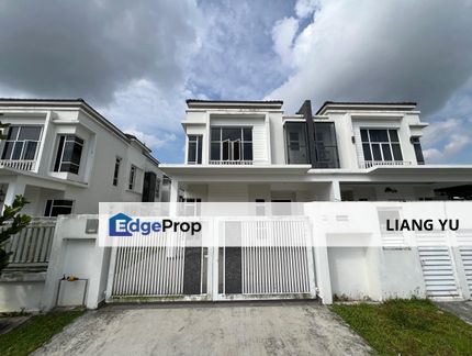 Taman Setia Tropika 10 Double Storey Cluster, Johor, Johor Bahru