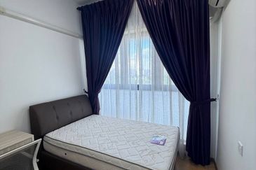 Baypoint @ Country Garden Danga Bay