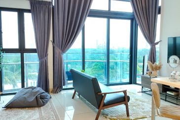 Almas Suites @ Puteri Harbour