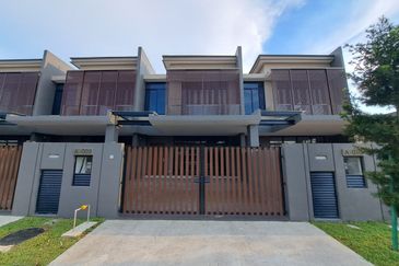 Aurora Sentral Villa Double Storey Superlink House