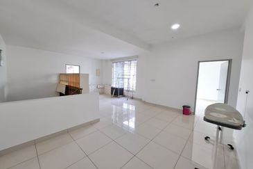 Palm Villa Residences @ Kulai IOI 2 Storey Semi-D