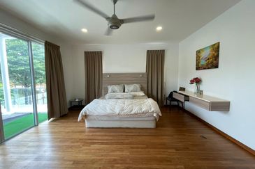 Isola Villa @ Senibong Cove