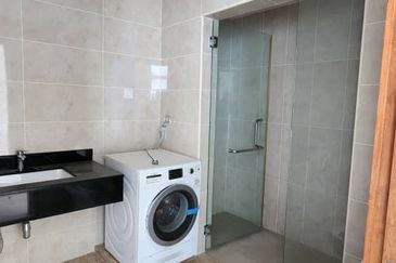 Paradiso Nuova Medini