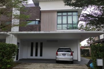 Strait View Residence Double Storey Semi-D