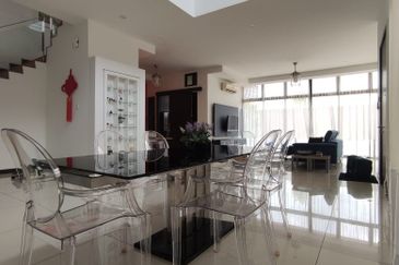 Strait View Residence Double Storey Semi-D