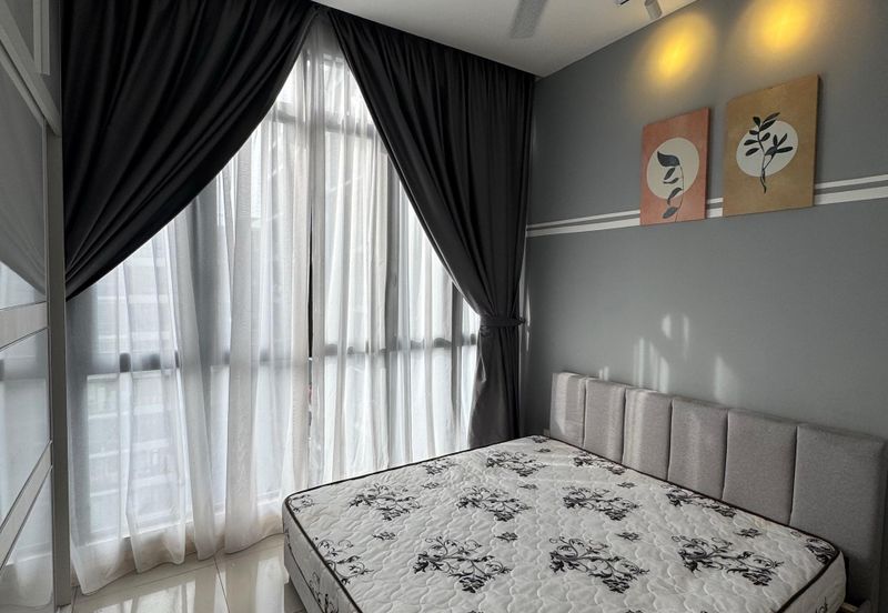 D Pristine Residence