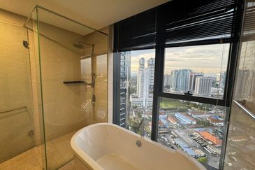 The Astaka @ 1 Bukit Senyum