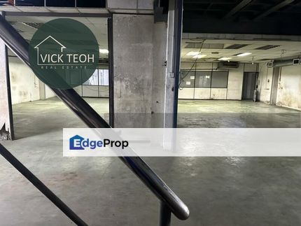 3Ad-joinings Warehouse/Factory 600amp 12ksf Batu Maung Diamond Valley, Penang, Batu Maung