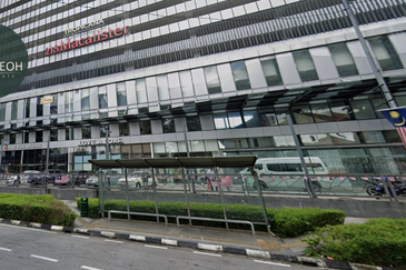 Tropicana 218 Macalister