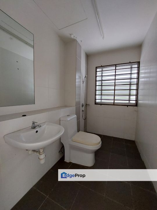 3sty Terrace Sunway Cassia Basic Unit 5 Room Batu Maung, Penang, Batu Maung
